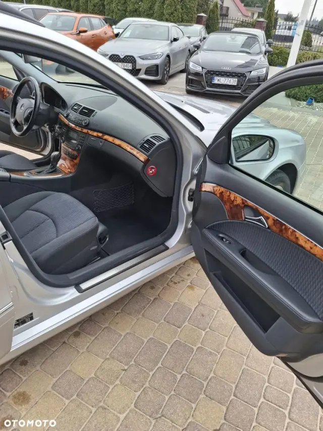 MERCEDES-BENZ Klasa E 200 Kompressor Automatik Elegance