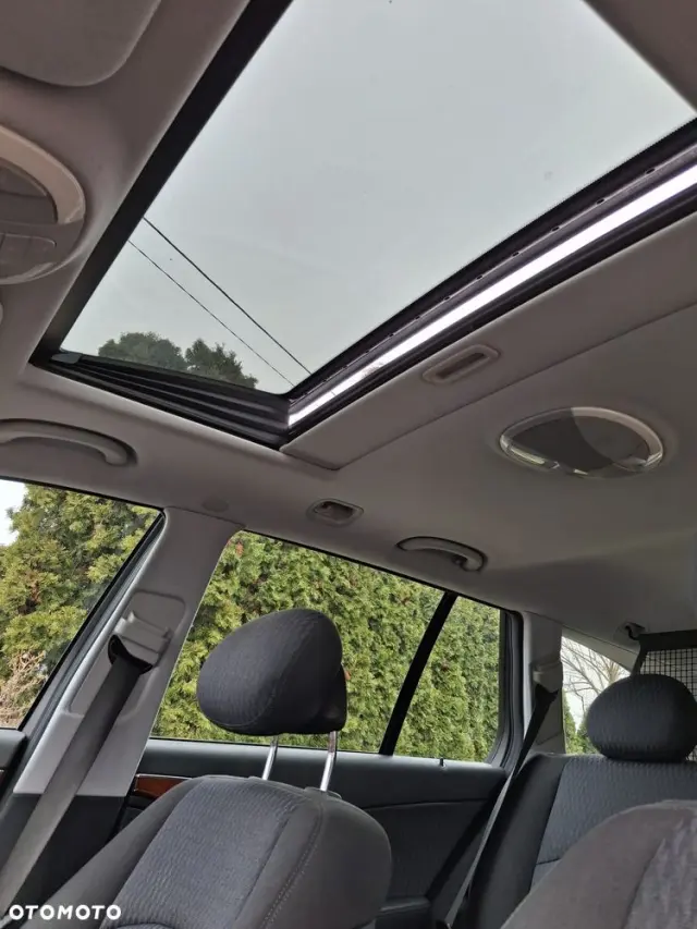 MERCEDES-BENZ Klasa E 200 Kompressor Automatik Elegance