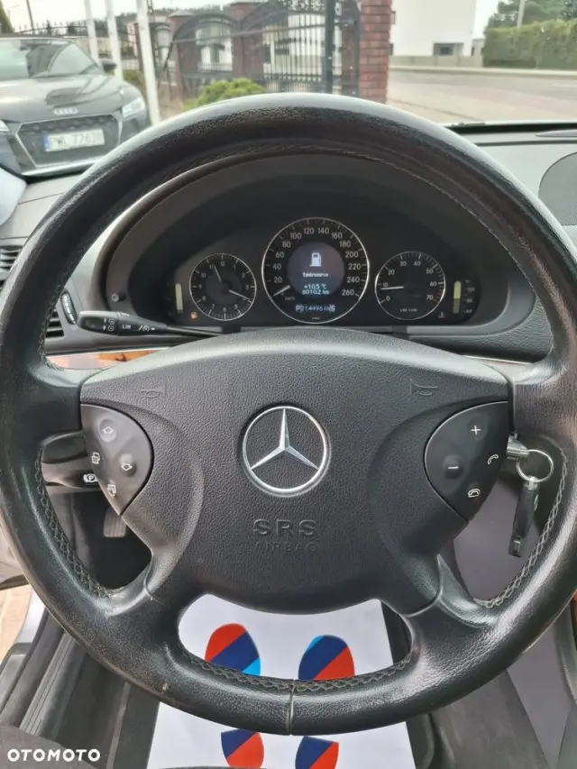 MERCEDES-BENZ Klasa E 200 Kompressor Automatik Elegance