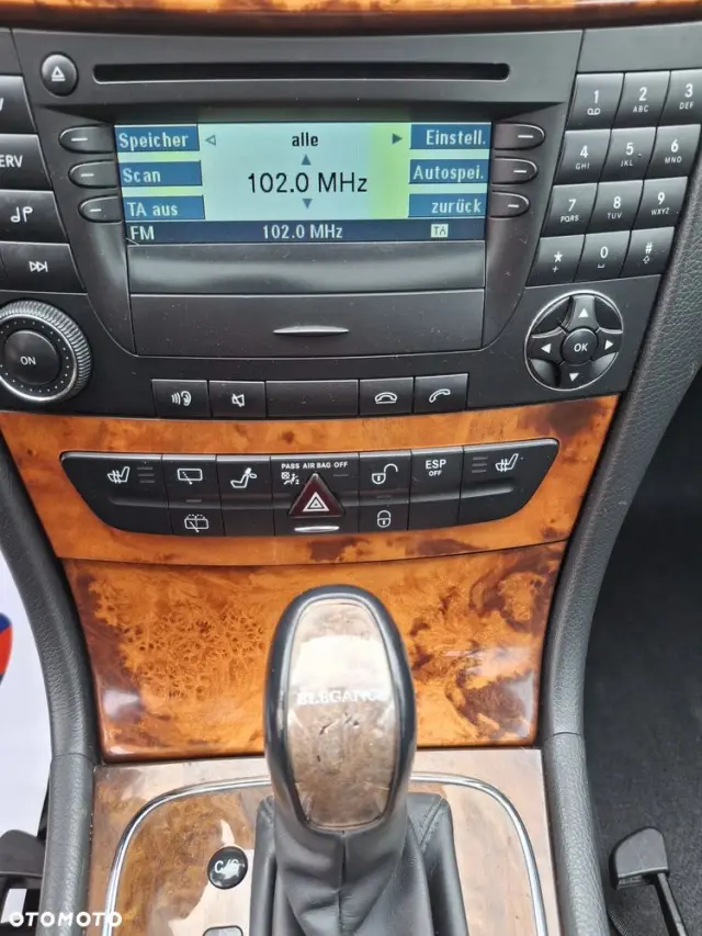 MERCEDES-BENZ Klasa E 200 Kompressor Automatik Elegance