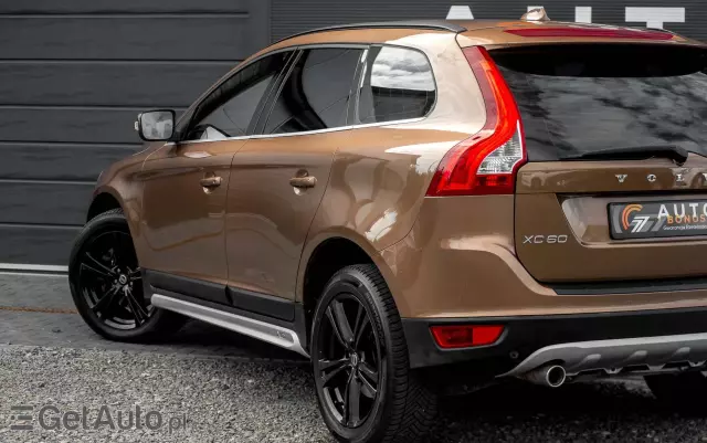 VOLVO XC 60 2.4D AWD Momentum