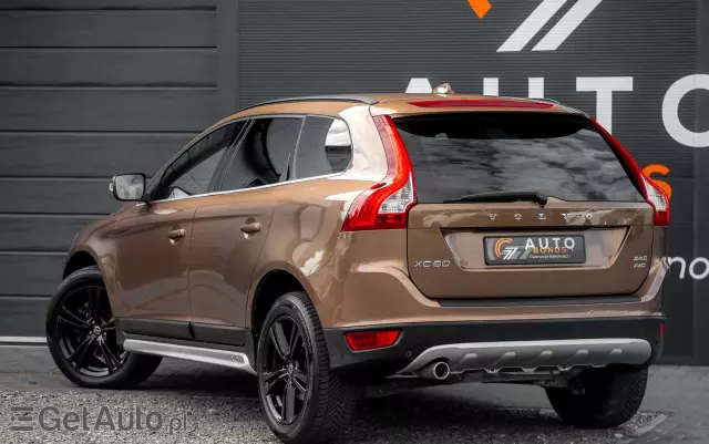 VOLVO XC 60 2.4D AWD Momentum