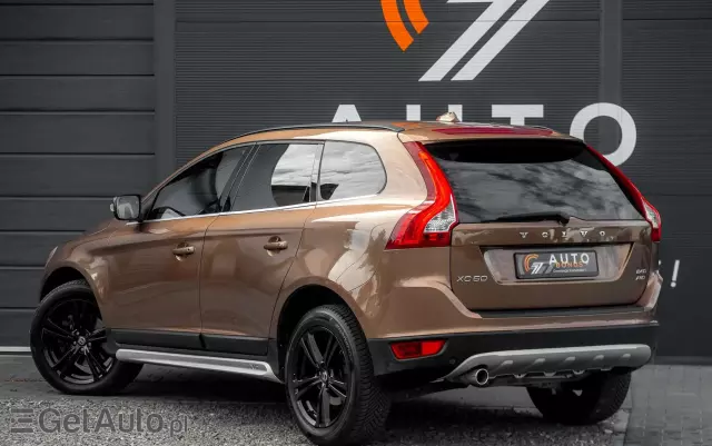 VOLVO XC 60 2.4D AWD Momentum