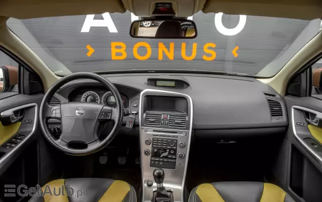 VOLVO XC 60 2.4D AWD Momentum