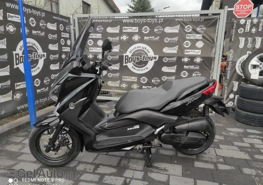 YAMAHA X-max 