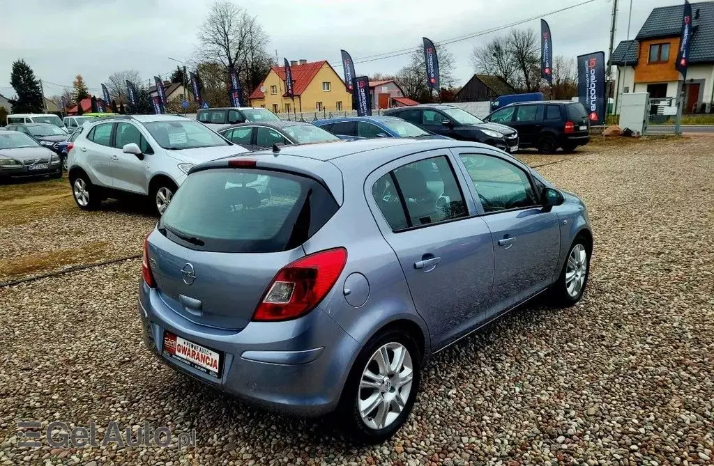 OPEL Corsa 