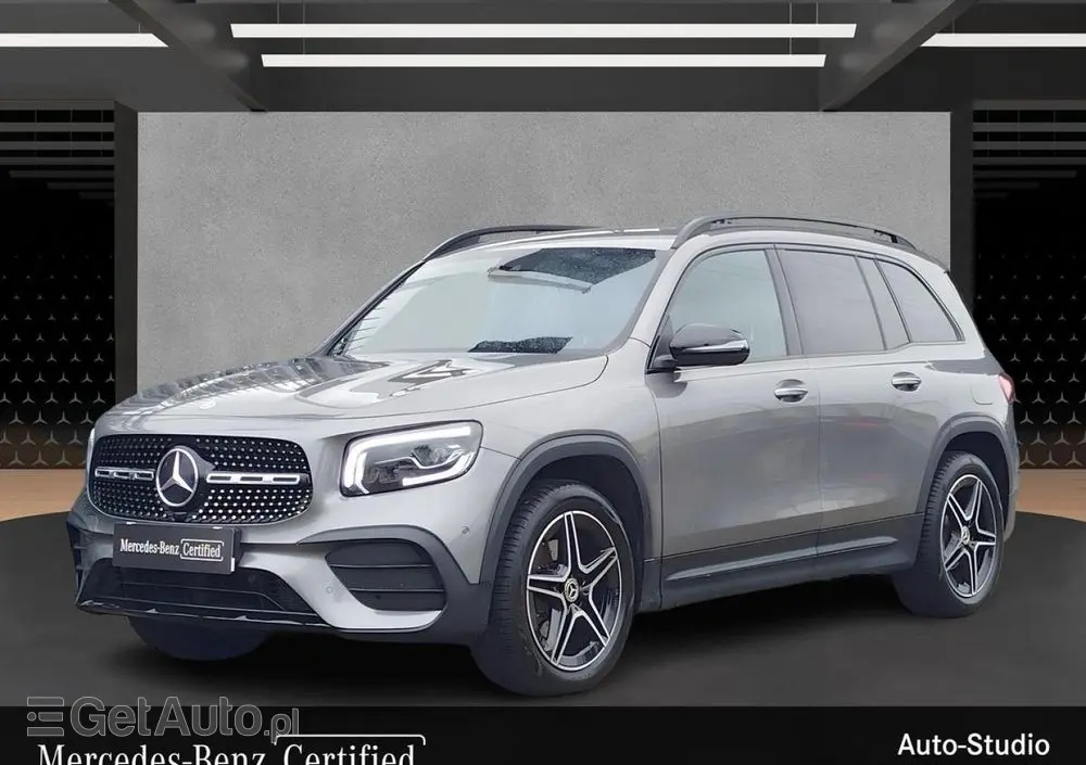 MERCEDES-BENZ GLB 