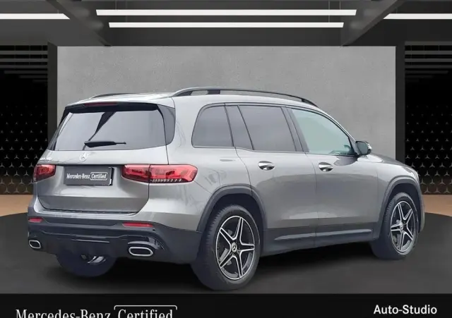 MERCEDES-BENZ GLB 