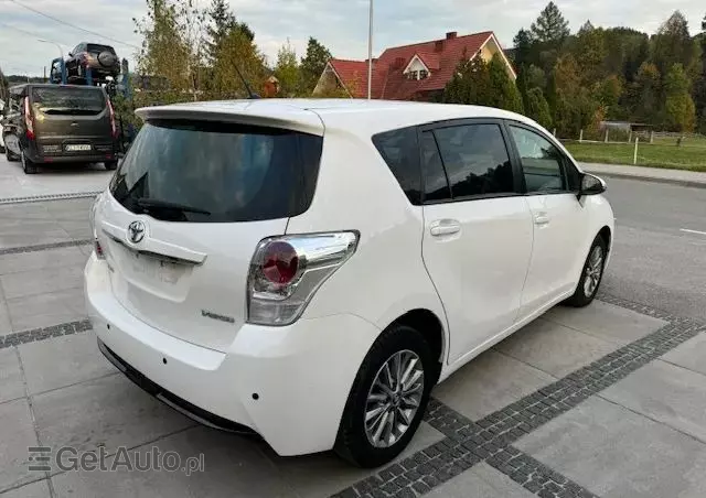 TOYOTA Verso 1.6 Premium