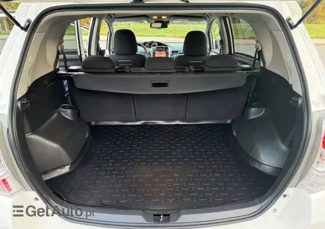 TOYOTA Verso 1.6 Premium