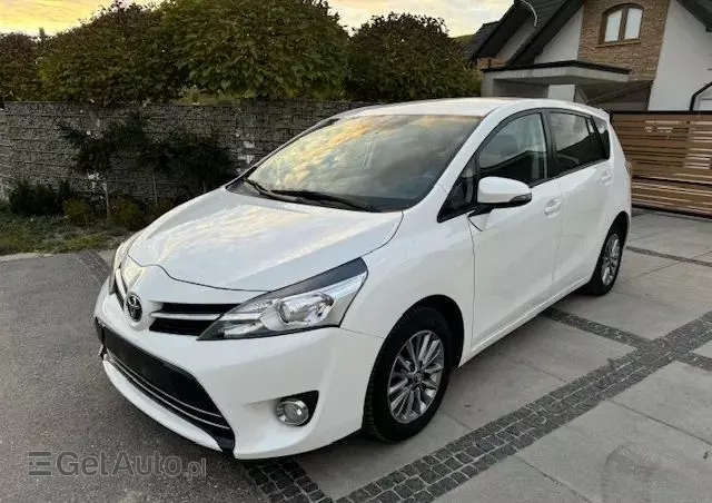 TOYOTA Verso 1.6 Premium