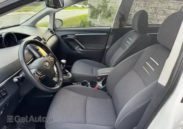 TOYOTA Verso 1.6 Premium
