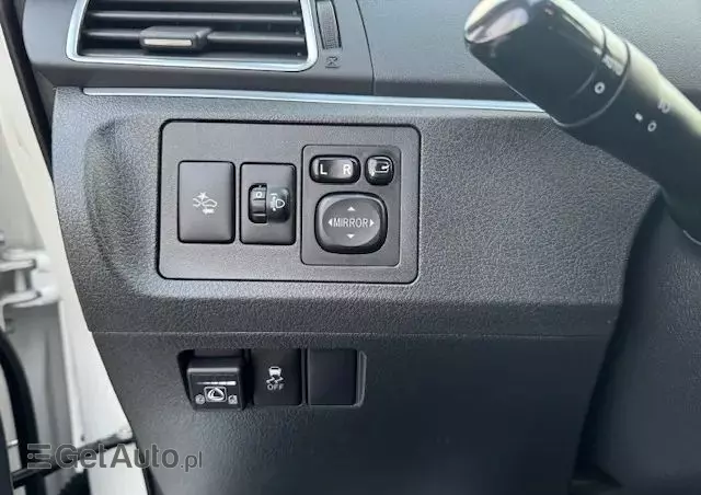 TOYOTA Verso 1.6 Premium