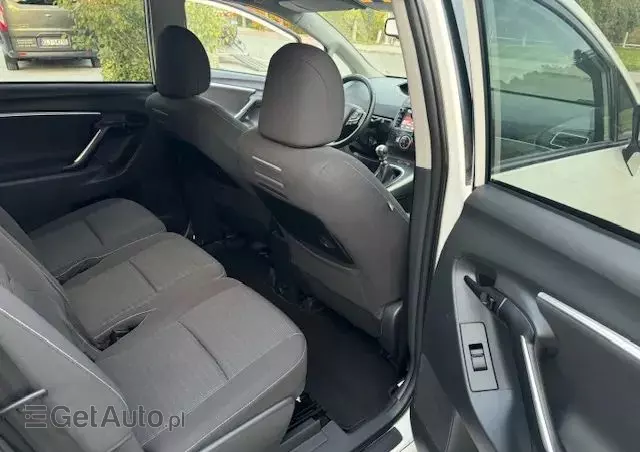 TOYOTA Verso 1.6 Premium