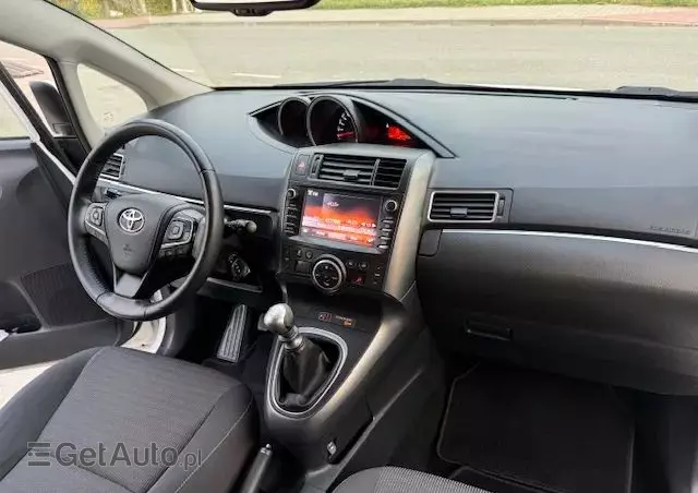 TOYOTA Verso 1.6 Premium