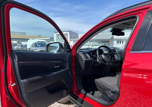 MITSUBISHI ASX 