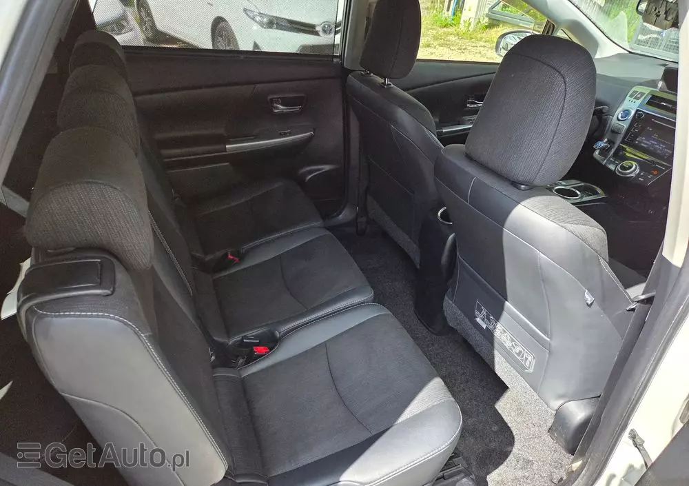 TOYOTA Prius+ Hybrid 135 Executive