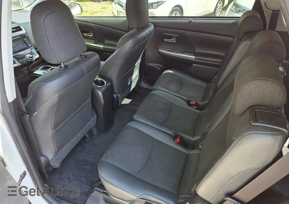 TOYOTA Prius+ Hybrid 135 Executive