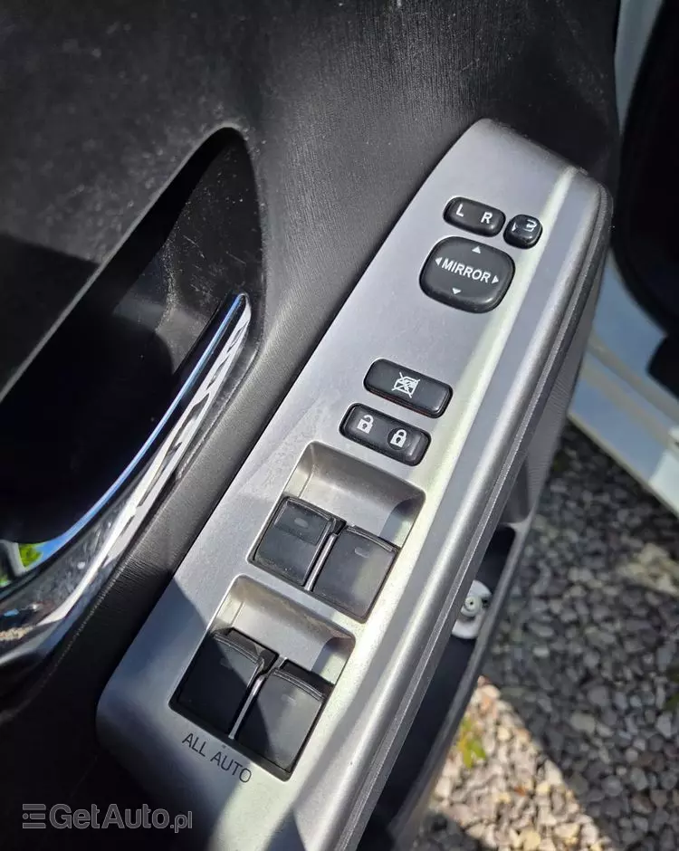 TOYOTA Prius+ Hybrid 135 Executive