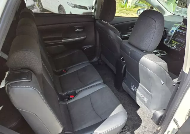 TOYOTA Prius+ Hybrid 135 Executive