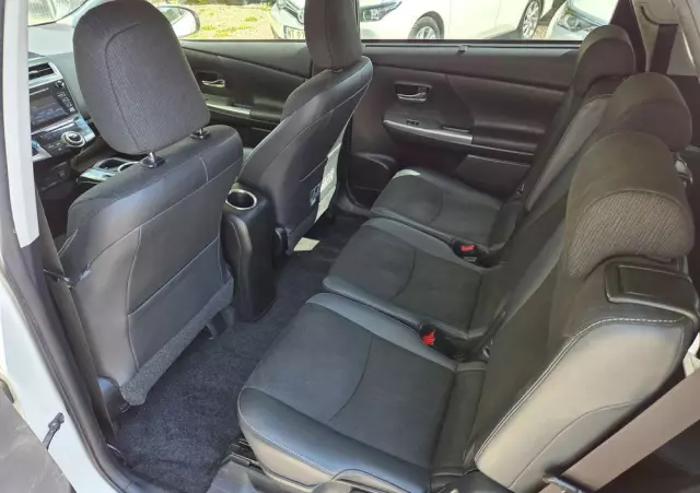 TOYOTA Prius+ Hybrid 135 Executive