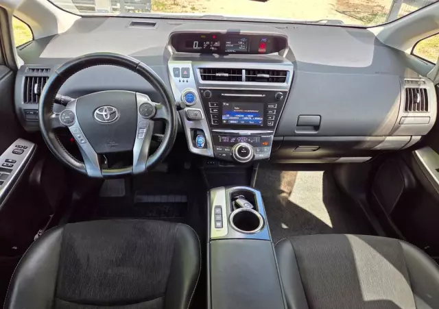 TOYOTA Prius+ Hybrid 135 Executive