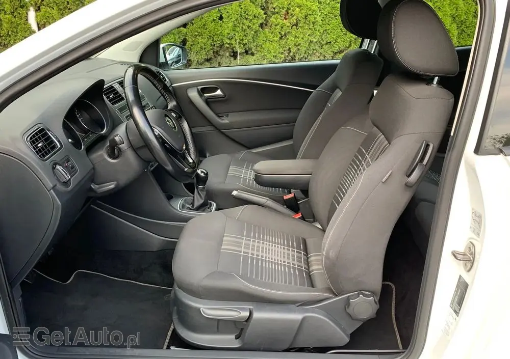 VOLKSWAGEN Polo 1.2 TSI Blue Motion Technology Lounge