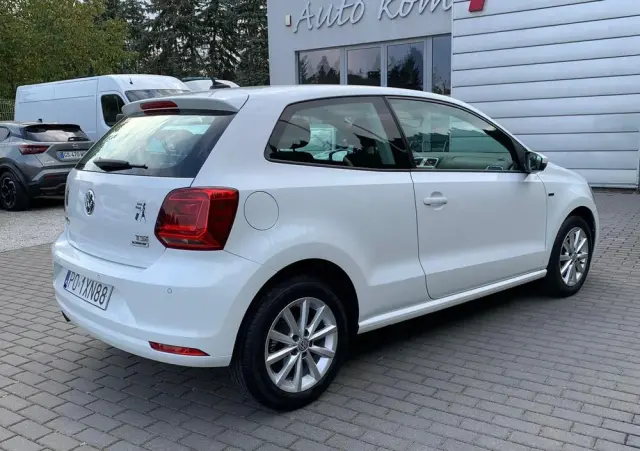 VOLKSWAGEN Polo 1.2 TSI Blue Motion Technology Lounge
