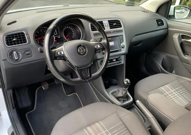 VOLKSWAGEN Polo 1.2 TSI Blue Motion Technology Lounge