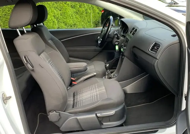 VOLKSWAGEN Polo 1.2 TSI Blue Motion Technology Lounge