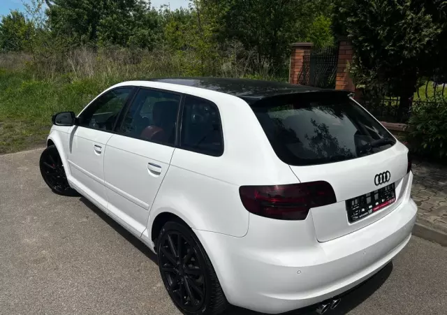 AUDI A3 1.6 TDI Sportback Ambition