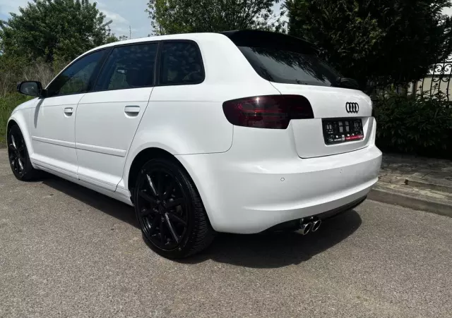 AUDI A3 1.6 TDI Sportback Ambition