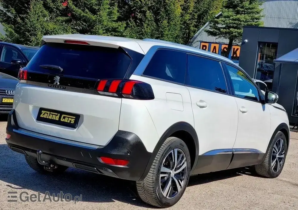 PEUGEOT 5008 BlueHDI 120 EAT6 Stop & Start Allure