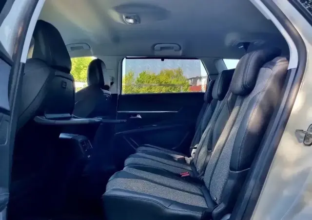 PEUGEOT 5008 BlueHDI 120 EAT6 Stop & Start Allure