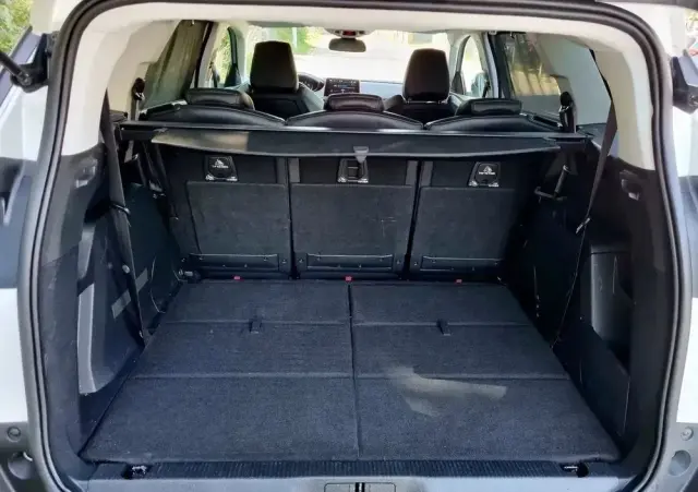 PEUGEOT 5008 BlueHDI 120 EAT6 Stop & Start Allure