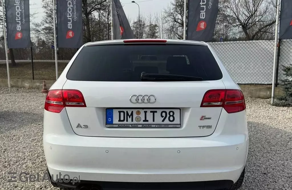 AUDI A3 