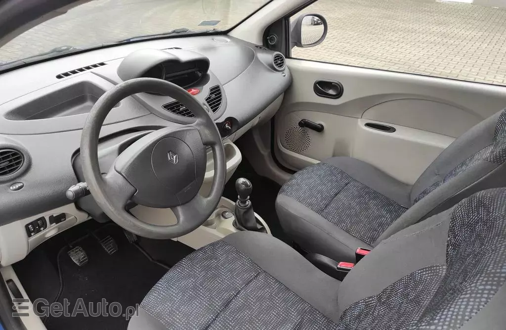 RENAULT Twingo 