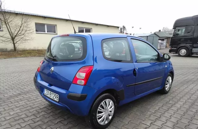 RENAULT Twingo 