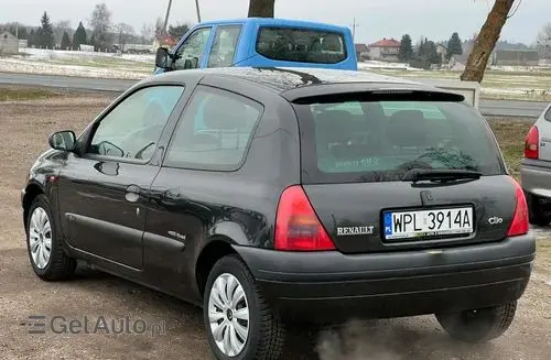 RENAULT Clio 