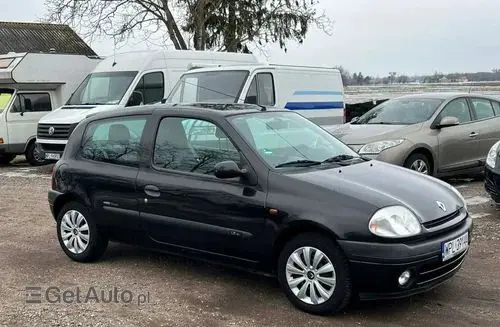 RENAULT Clio 