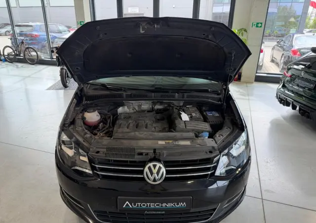 VOLKSWAGEN Sharan 2.0 TDI BMT Highline DSG