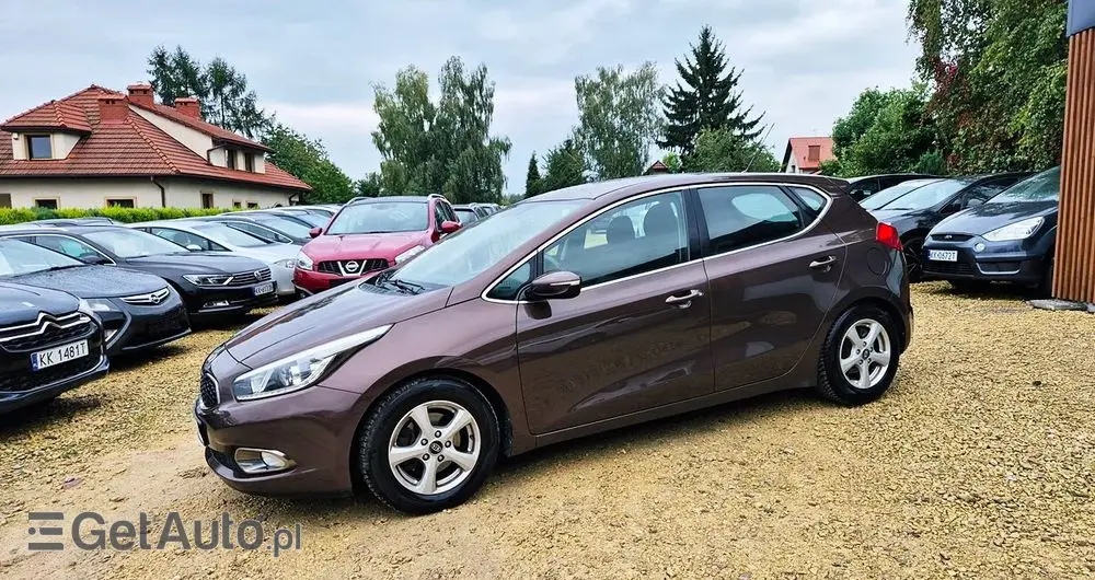 KIA Ceed Cee'd 1.6 GDI XL