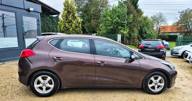 KIA Ceed Cee'd 1.6 GDI XL