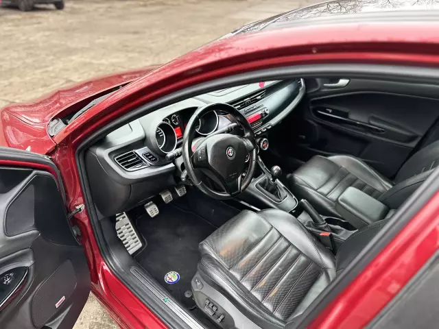 ALFA ROMEO Giulietta TBi Quadrifoglio Verde