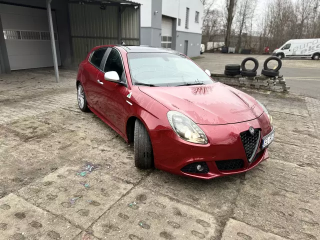 ALFA ROMEO Giulietta TBi Quadrifoglio Verde