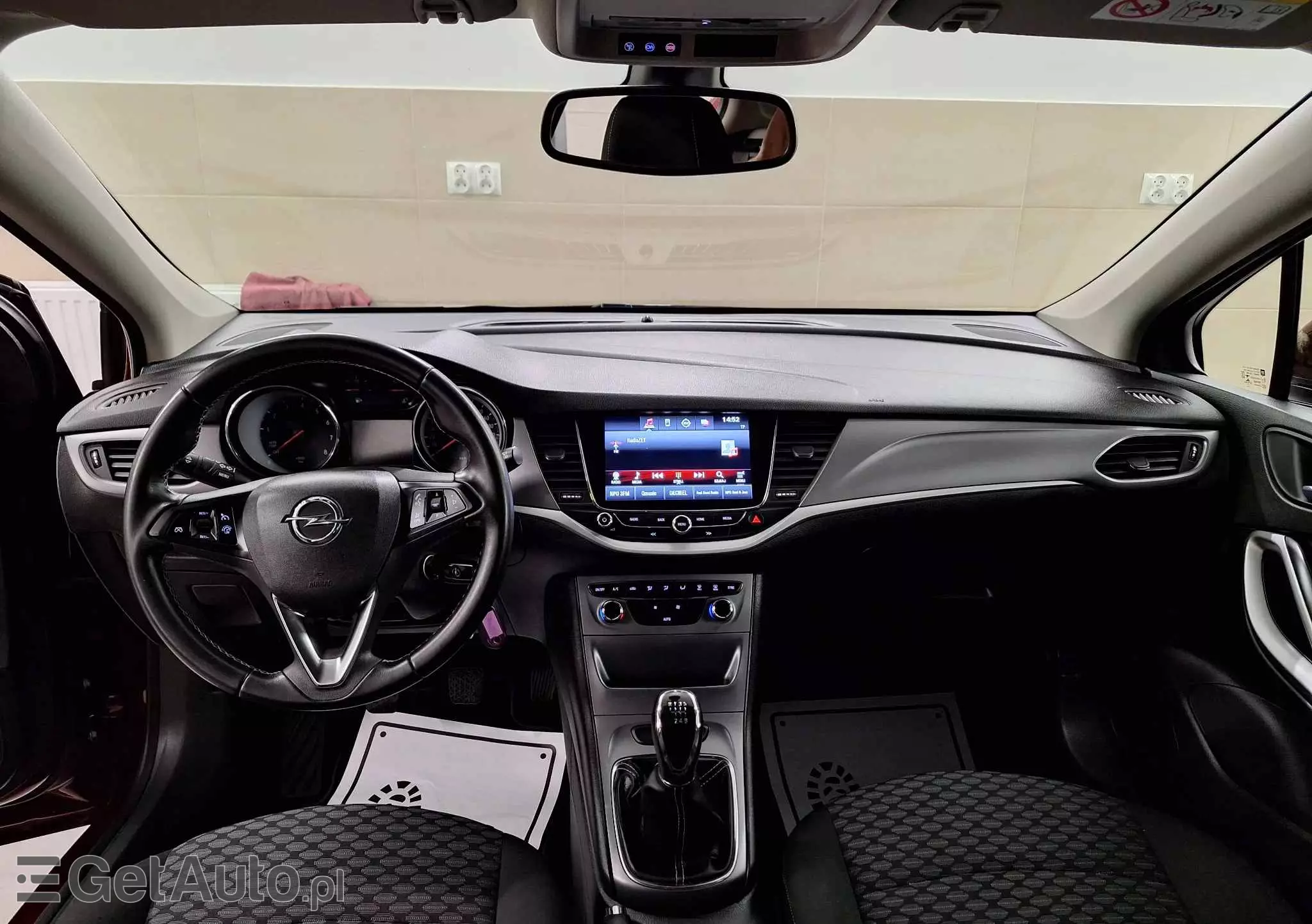 OPEL Astra 1.4 Turbo Business