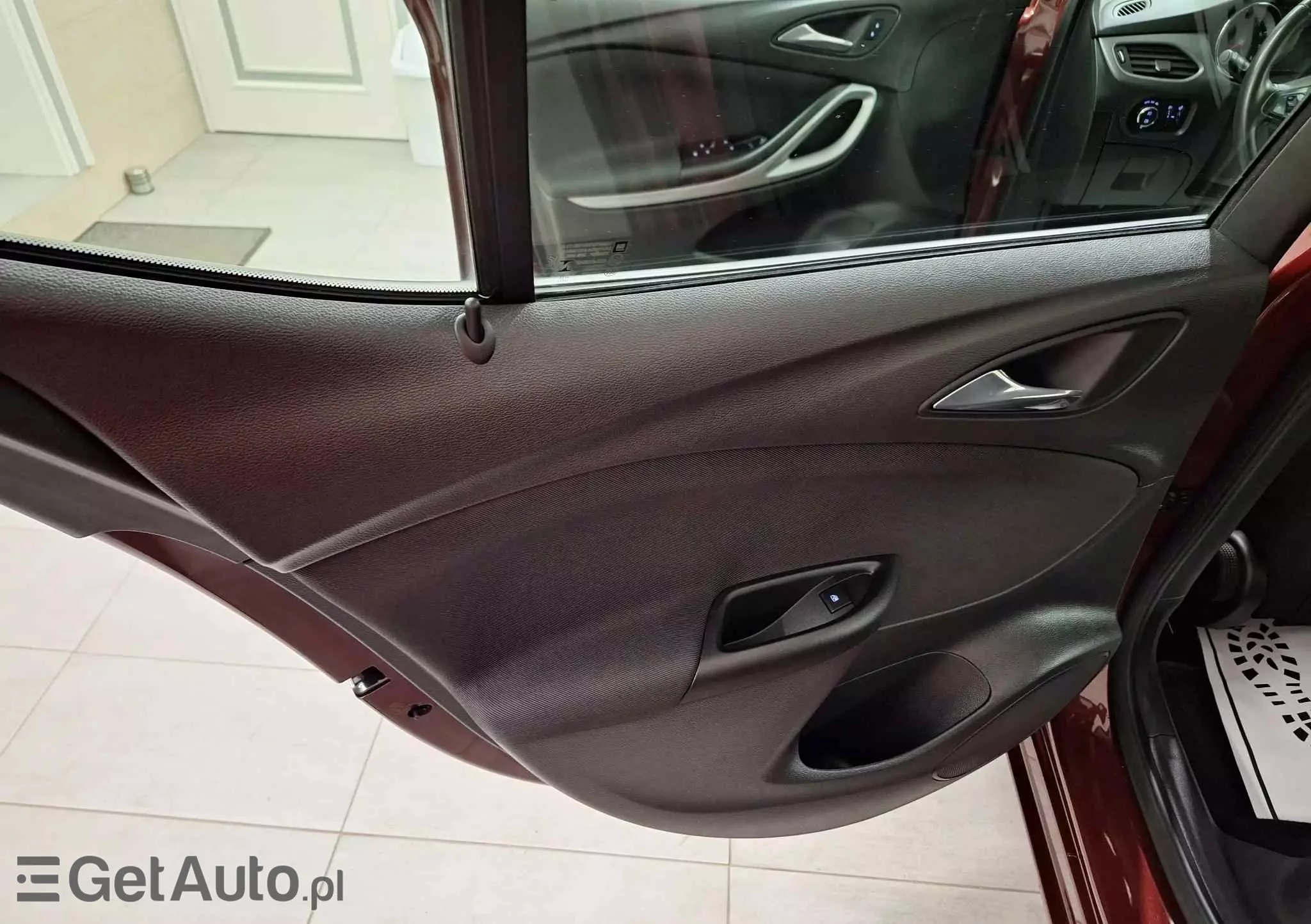 OPEL Astra 1.4 Turbo Business