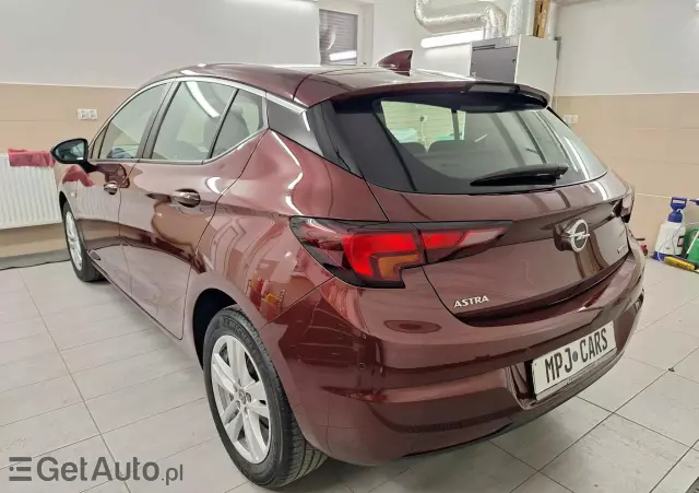 OPEL Astra 1.4 Turbo Business