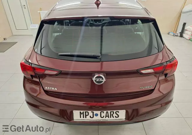OPEL Astra 1.4 Turbo Business