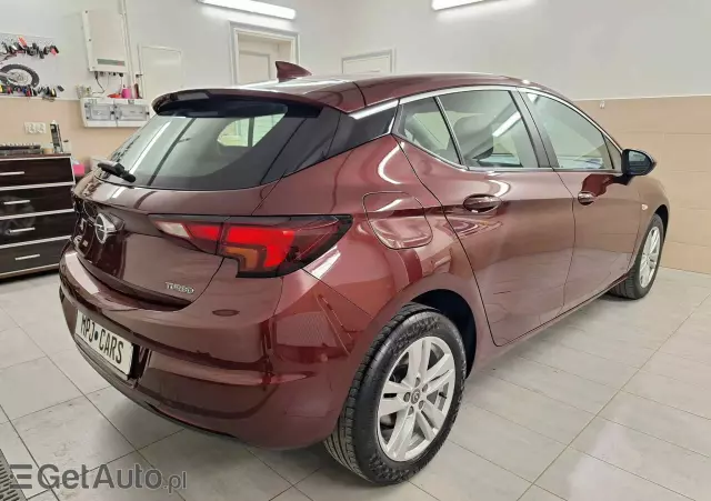 OPEL Astra 1.4 Turbo Business